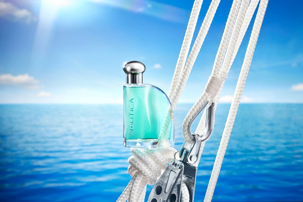 Nautica Classic Eau de Toilette for Men - Citrusy and Earthy Scent - Aromatic Notes of Bergamot, Jasmine, and Musk - Great for Everyday Wear - 3.4 Fl Oz